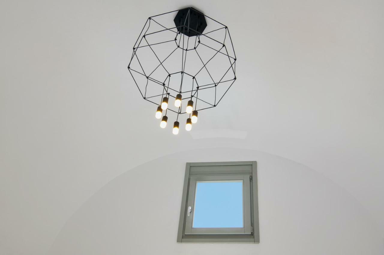 אימרוביגלי Seven Suites מראה חיצוני תמונה
